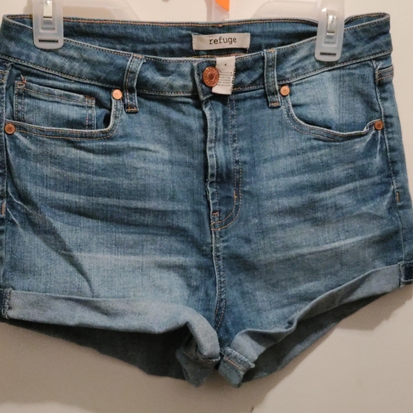 Shorts, different brands, and sizes. 8, 10(3), 12 - Picture 2 of 11